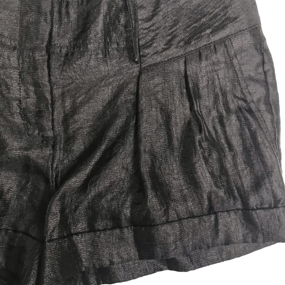 Shorts - Picture 4 of 6